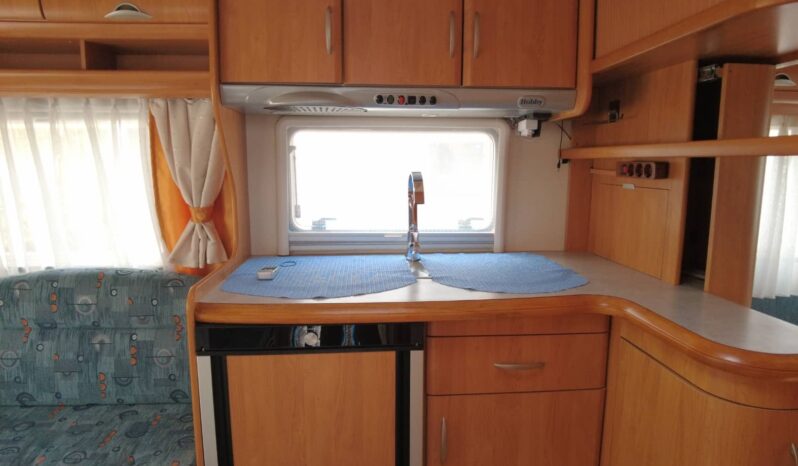 CARAVANA HOBBY 550 LUXE CLASSIC (2006) lleno