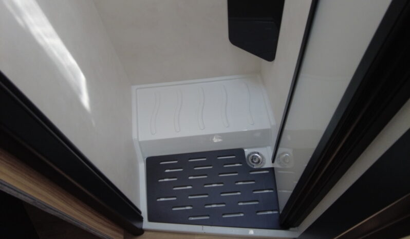 AUTOCARAVANA PILOTE P720FC (Edición Selection) lleno