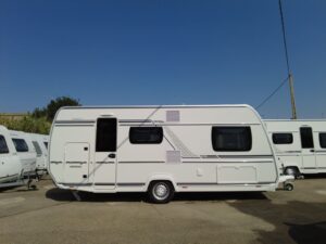 Autocaravanas Aragon caravana Fendt Bianco 515 SKM por fuera
