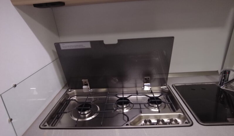 CARAVANA FENDT BIANCO ACTIV 390 FHS lleno