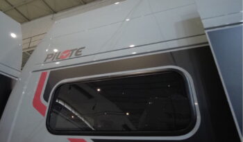 CAMPER PILOTE V633M EXPRESSION lleno