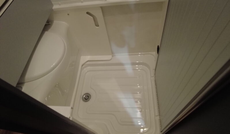 CAMPER PILOTE V633M EXPRESSION lleno