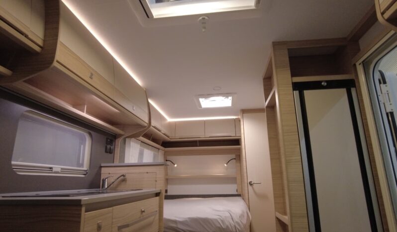 CARAVANA FENDT BIANCO ACTIV 445 SFB lleno