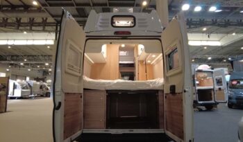 CAMPER WEINSBERG CARABUS 600 MQH lleno