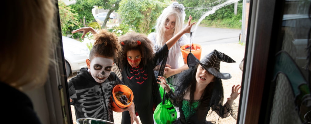 autocaravanas aragon halloween en autocaravana caravana o furgoneta camper