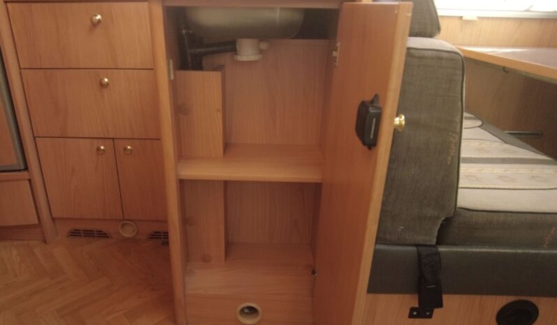 AUTOCARAVANA OCASIÓN BÜRSTNER LEVANTO A576 lleno