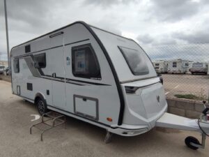 autocaravanas aragon Caravana Knaus Südwind 500 QDK Black Selection