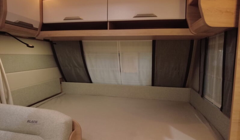 CARAVANA KNAUS SÜDWIND 500 QDK BLACK SELECTION lleno