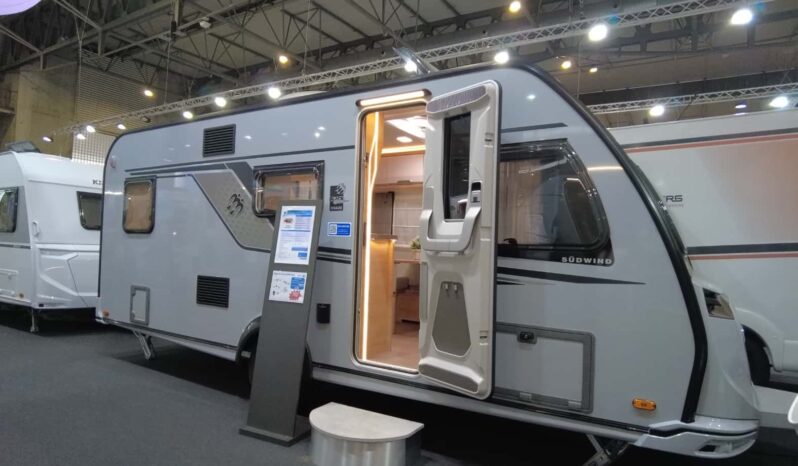 CARAVANA KNAUS SÜDWIND 500 QDK BLACK SELECTION lleno