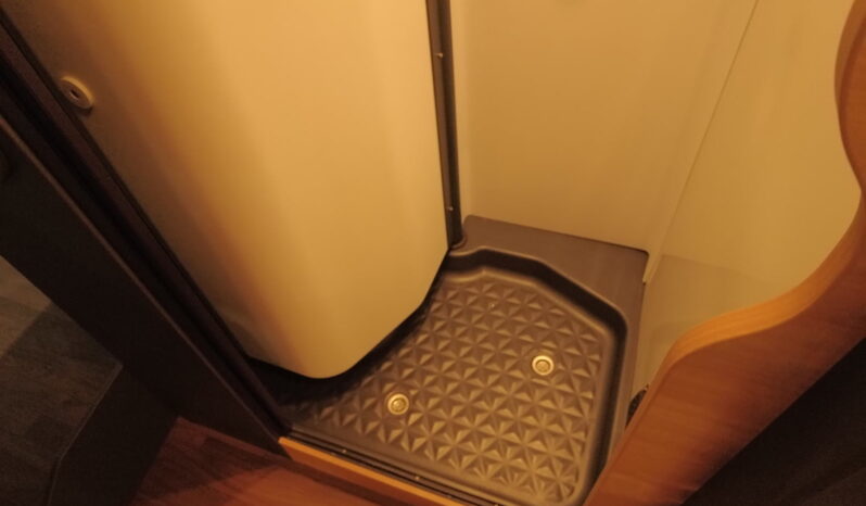 CAMPER KNAUS BOXLIFE 600 MQ PLATINUM lleno