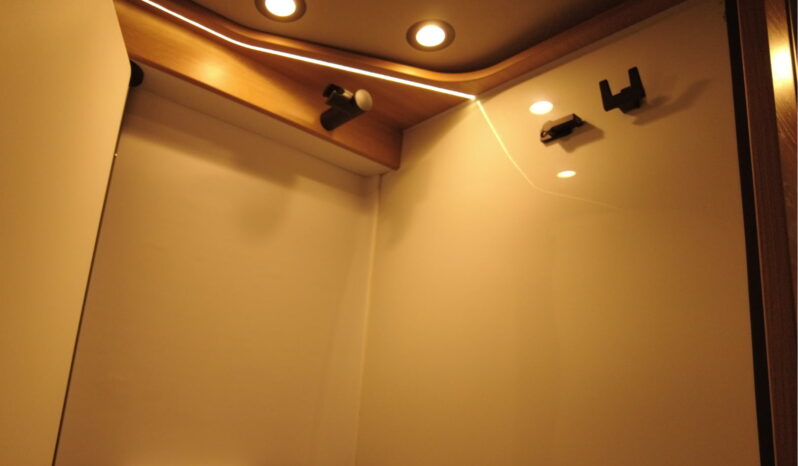 CAMPER KNAUS BOXLIFE 600 MQ PLATINUM lleno