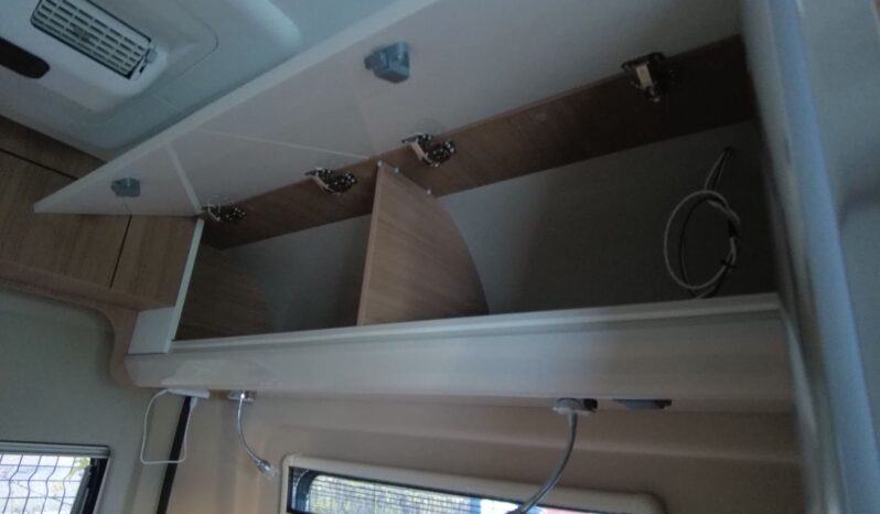 CAMPER OCASIÓN MCLOUIS MENFYS 5 lleno