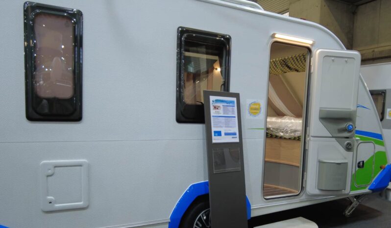 CARAVANA KNAUS SPORT&FUN 480 QL lleno