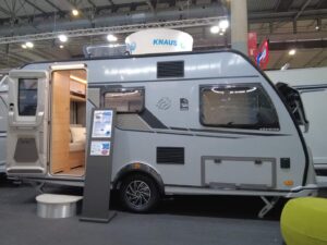 autocaravanas aragon caravana Knaus Südwind 420 QD Black Selection