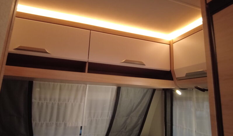 CARAVANA KNAUS SÜDWIND 420 QD BLACK SELECTION lleno