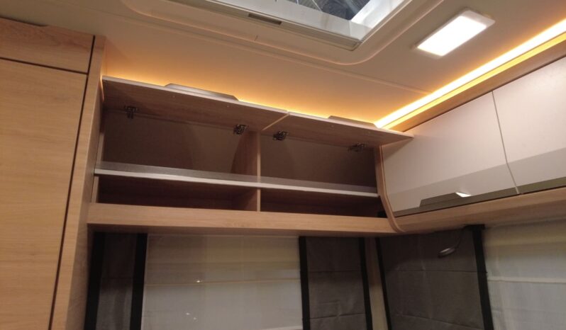 CARAVANA KNAUS SÜDWIND 420 QD BLACK SELECTION lleno