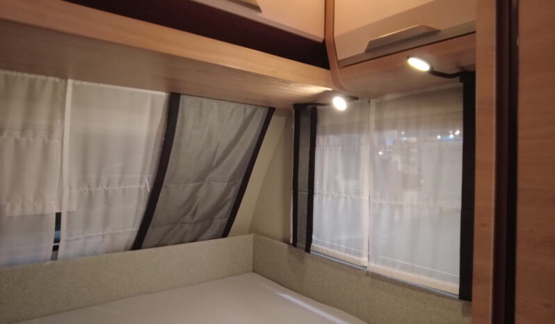 CARAVANA KNAUS SÜDWIND 420 QD BLACK SELECTION lleno