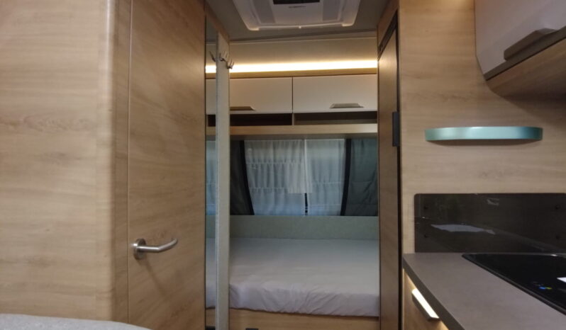 CARAVANA KNAUS SÜDWIND 420 QD BLACK SELECTION lleno