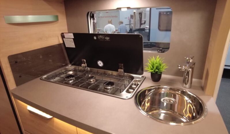 CARAVANA KNAUS SÜDWIND 420 QD BLACK SELECTION lleno