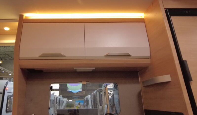 CARAVANA KNAUS SÜDWIND 580 QS BLACK SELECTION lleno