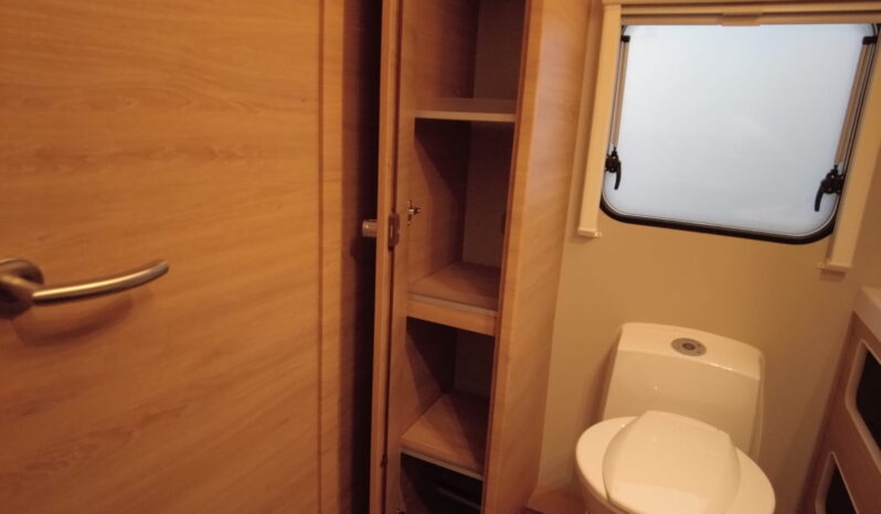 CARAVANA KNAUS SÜDWIND 650 PXB BLACK SELECTION lleno