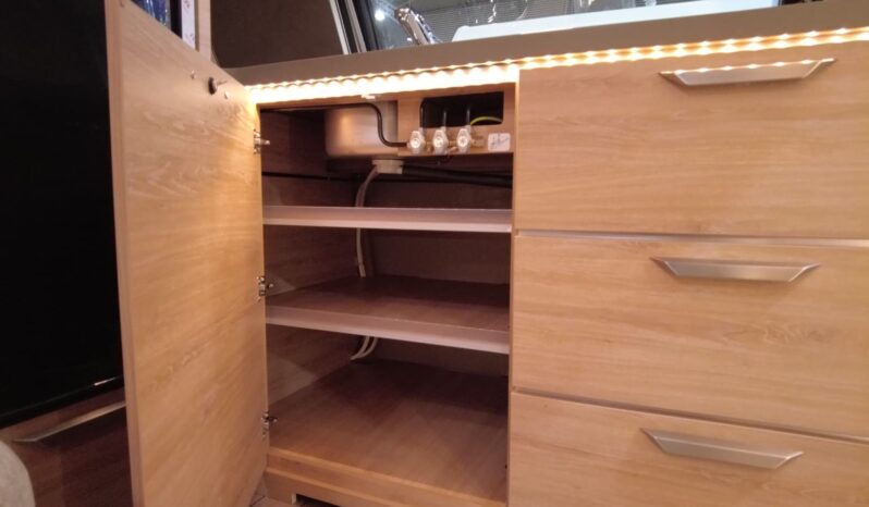 CARAVANA KNAUS SÜDWIND 650 PXB BLACK SELECTION lleno