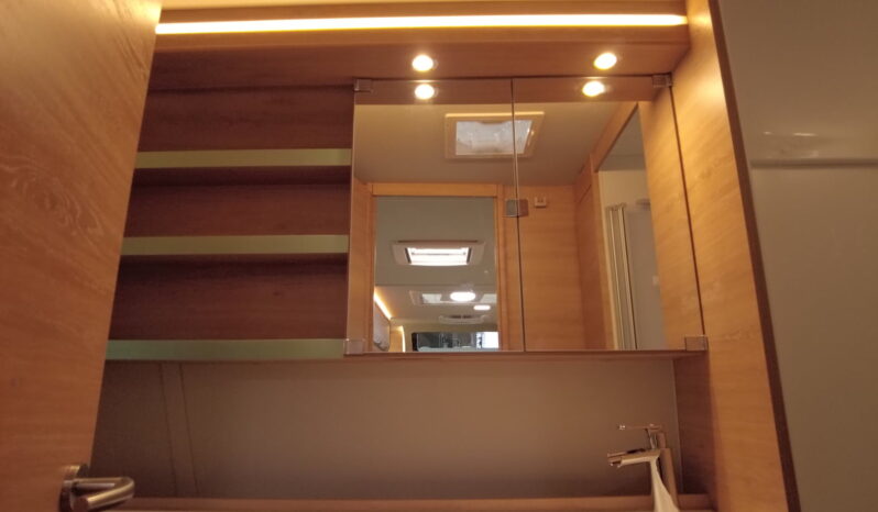 CARAVANA KNAUS SÜDWIND 650 PXB BLACK SELECTION lleno