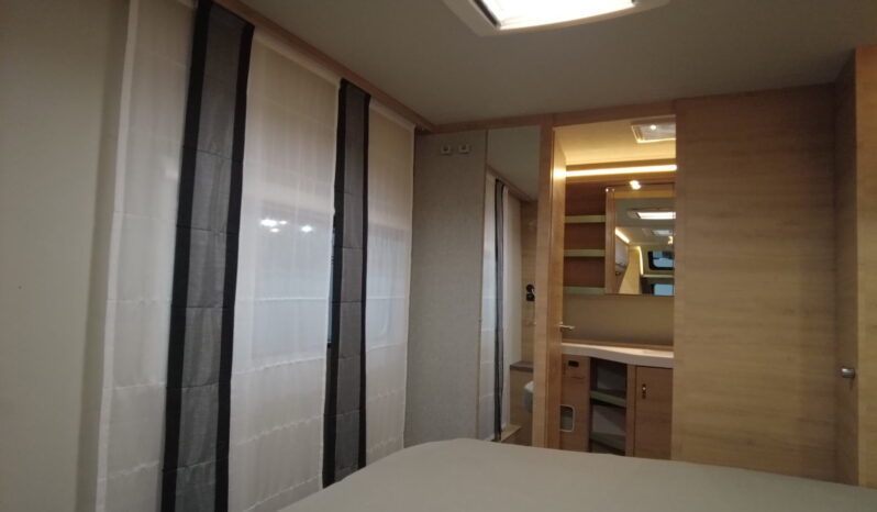 CARAVANA KNAUS SÜDWIND 650 PXB BLACK SELECTION lleno