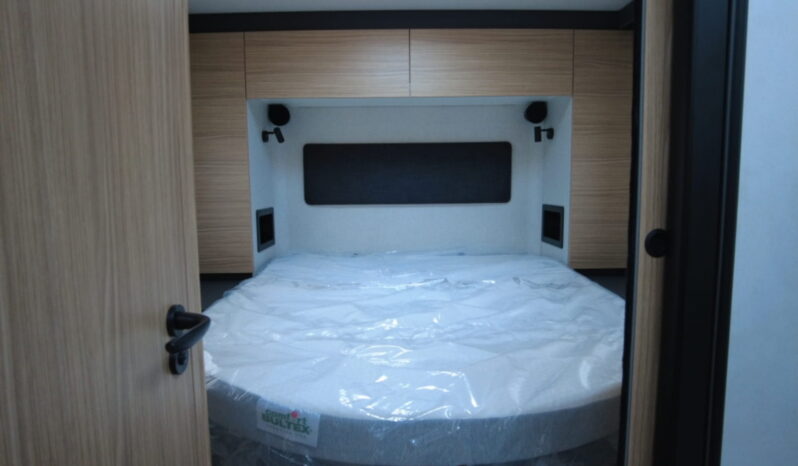 AUTOCARAVANA PILOTE P720FC (Evidence) lleno