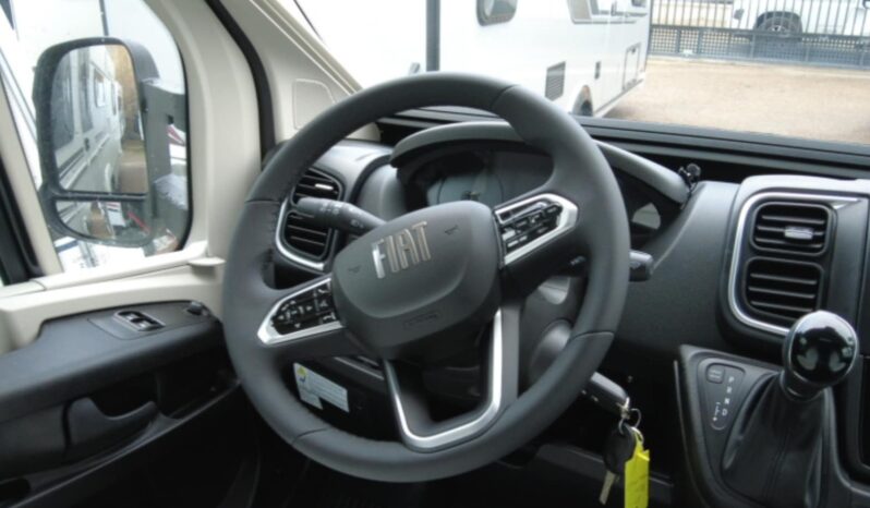 AUTOCARAVANA PILOTE P720FC (Evidence) lleno