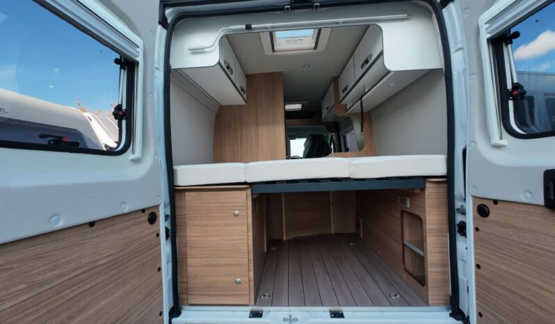 CAMPER WEINSBERG CARABUS 540 MQ lleno