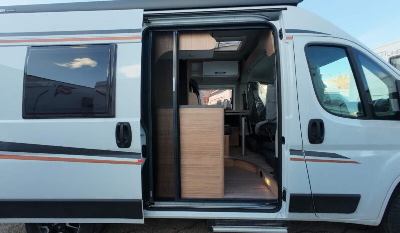 CAMPER WEINSBERG CARABUS 540 MQ lleno