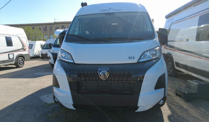 CAMPER GIOTTILINE GIOTTIVAN 60B lleno