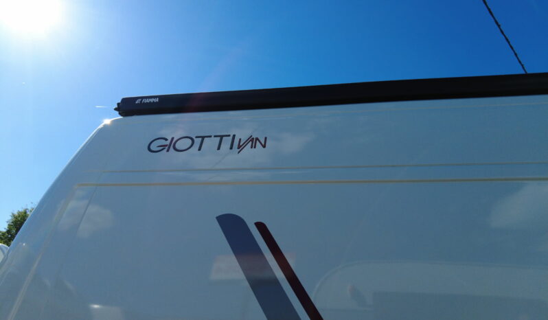 CAMPER GIOTTILINE GIOTTIVAN 60 BE YOUNG lleno