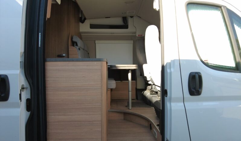CAMPER WEINSBERG CARABUS 600 DQ (Ocasión) lleno