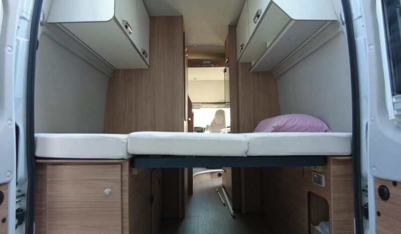CAMPER WEINSBERG CARABUS 600 DQ (Ocasión) lleno