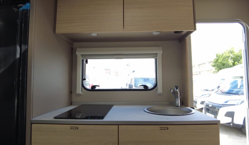 CARAVANA WEINSBERG CARACITO 470QDK (2026) lleno
