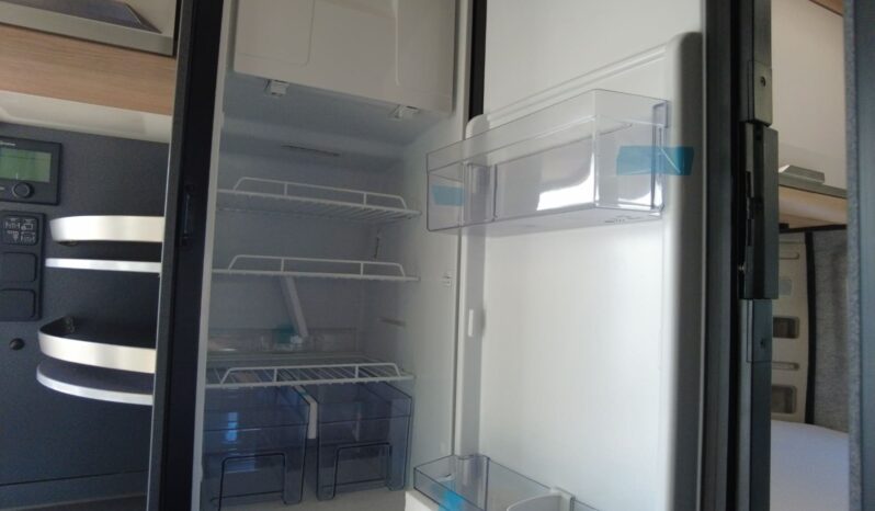 CAMPER KNAUS BOXLIFE 600 DQ PLATINUM (gris campovolo) lleno