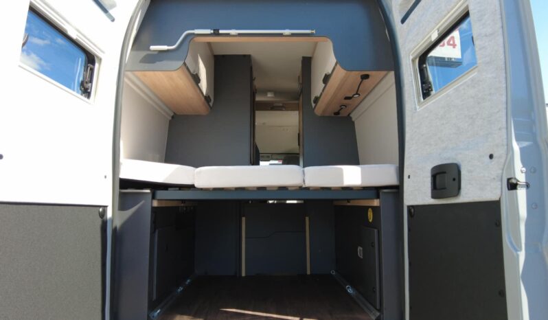 CAMPER KNAUS BOXLIFE 600 DQ PLATINUM (gris campovolo) lleno