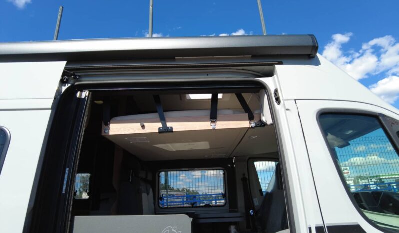 CAMPER KNAUS BOXLIFE 600 DQ PLATINUM (gris campovolo) lleno