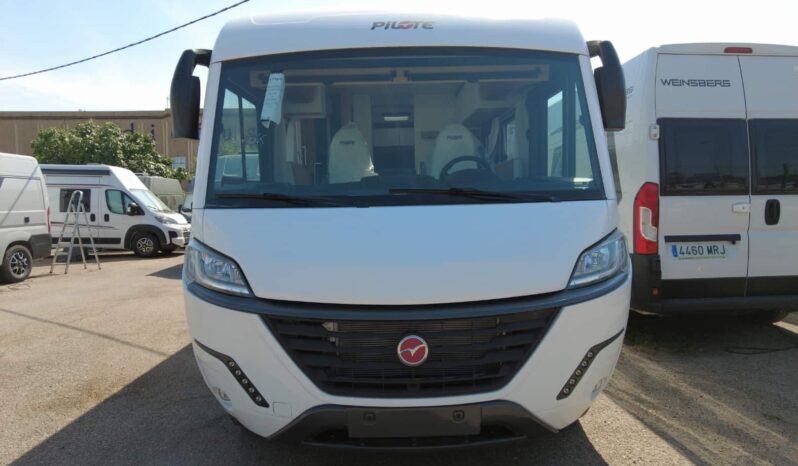 AUTOCARAVANA PILOTE G720FC SELECTION 2026 lleno