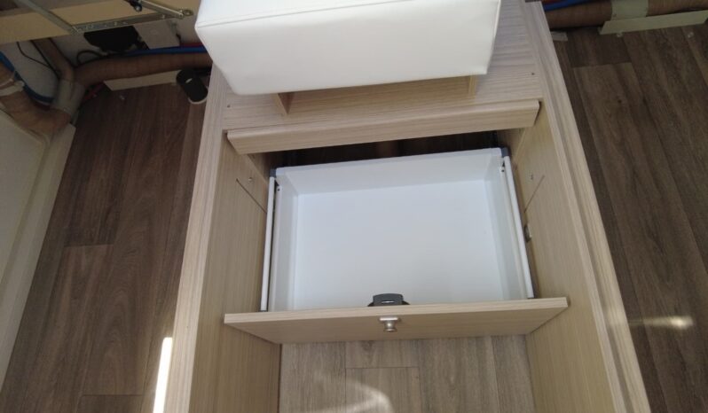 CARAVANA FENDT BIANCO ACTIV 465 SGE lleno