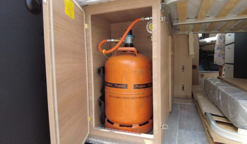 CAMPER GIOTTILINE GIOTTIVAN 54T lleno