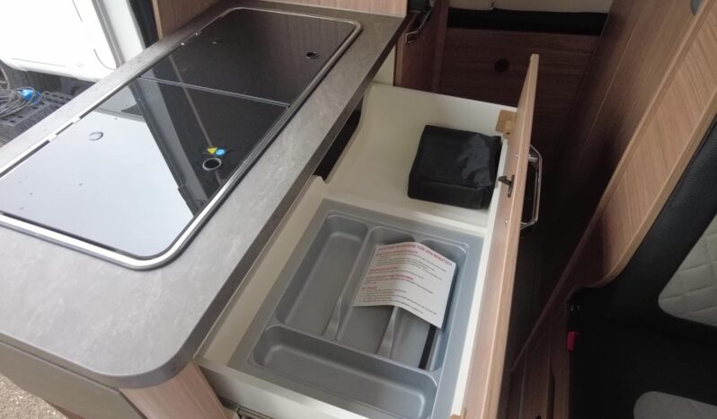 CAMPER WEINSBERG CARABUS 600 MQH 2026 lleno