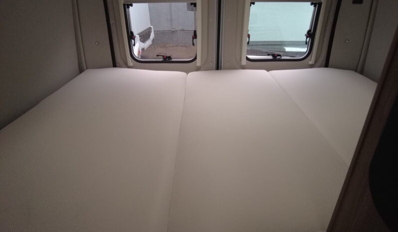 CAMPER WEINSBERG CARABUS 600 MQH 2026 lleno