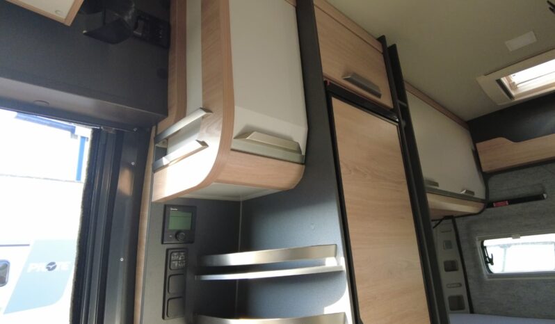 CAMPER KNAUS BOXLIFE 600 DQ PLATINUM (gris lanzarote) lleno