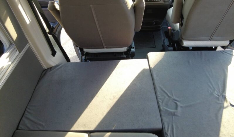 CAMPER KNAUS BOXLIFE 600 DQ PLATINUM (gris lanzarote) lleno