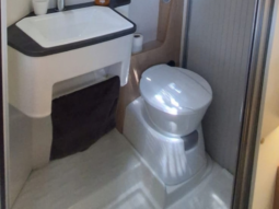 AUTOCARAVANA OCASIÓN JOA CAMP J70Q (2025) lleno