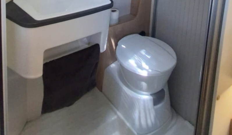 AUTOCARAVANA OCASIÓN JOA CAMP J70Q (2025) lleno